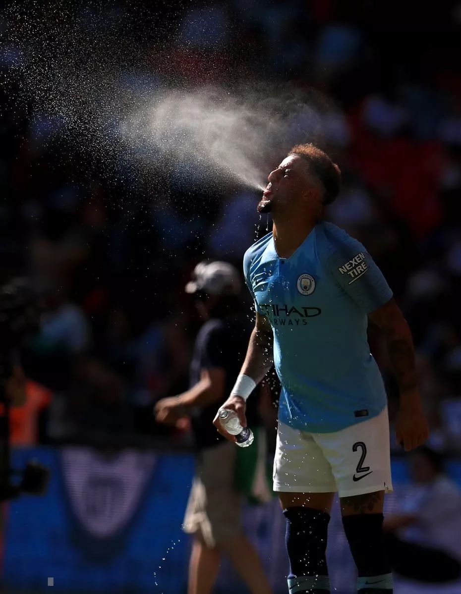 星空体育中国-关于太狠了！赛前阿斯顿维拉备战社区盾罗马内部会议纪要流出——今晨再遭质疑，广州队关键时刻伤情更新的信息